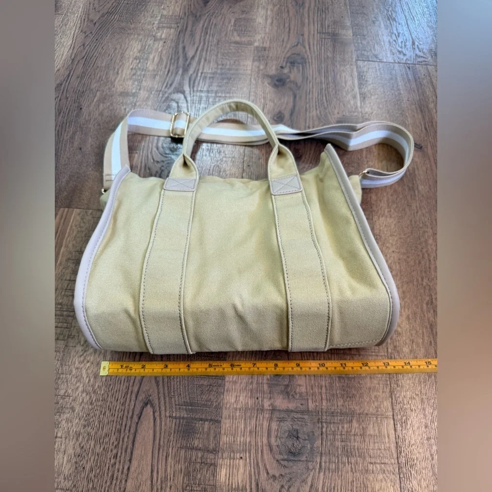 MEEJUNE Beige Tote Bag Adjustable Detachable Strap Zip Closure Inner Pockets